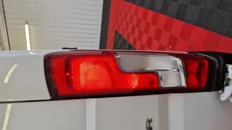 Car image 28