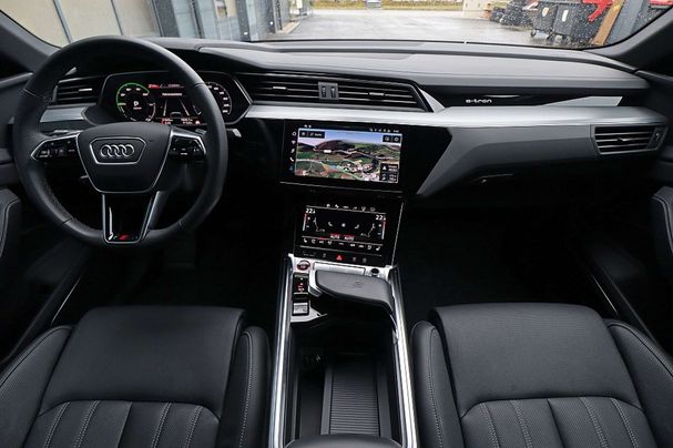 Audi e-tron quattro 370 kW image number 19