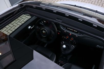 Car image 35