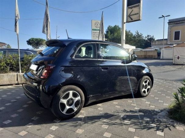 Fiat 500 42 kWh 87 kW image number 8