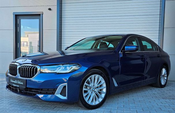 BMW 520d xDrive 140 kW image number 1