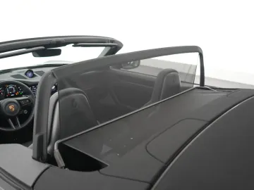 Car image 38
