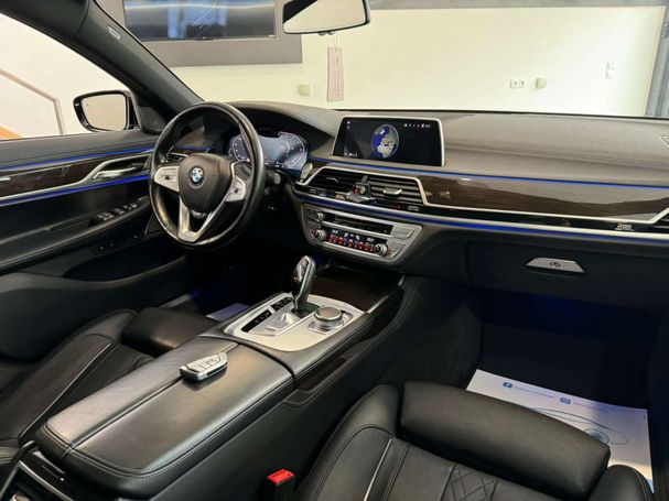 BMW 730 xDrive 195 kW image number 44