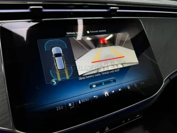 Car image 37