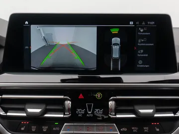 Car image 41