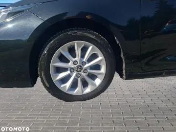 Car image 28