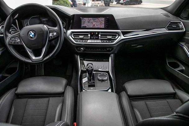 BMW 320d Sport Line 140 kW image number 3