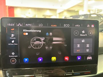 Car image 26