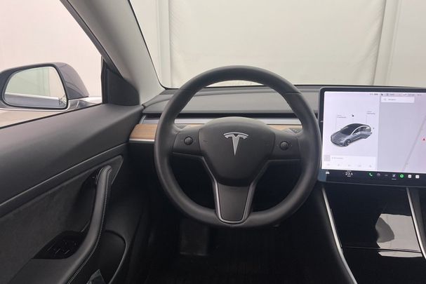 Tesla Model 3 Standard Range Plus 190 kW image number 15