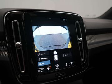 Car image 37