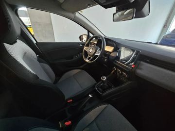 Car image 31