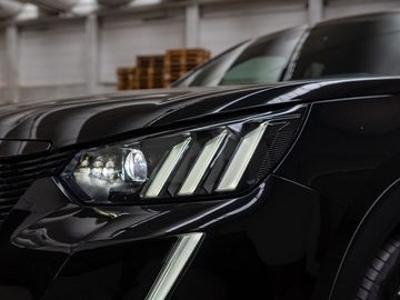 Car image 23