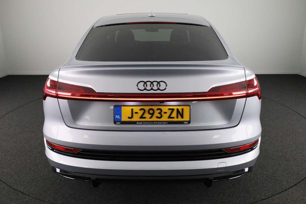 Audi e-tron 55 quattro Sportback 300 kW image number 21