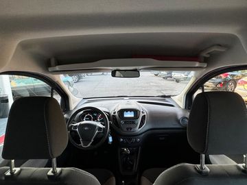 Car image 9