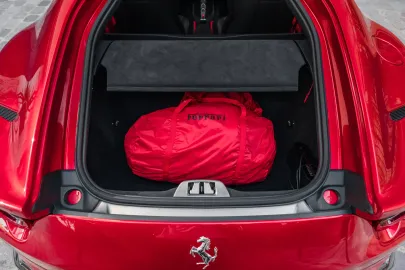 Car image 32