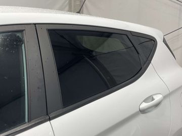 Car image 33