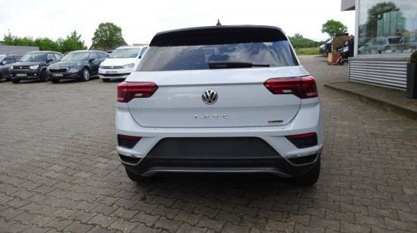 Volkswagen T-Roc 2.0 TSI 4Motion Sport DSG 140 kW image number 8