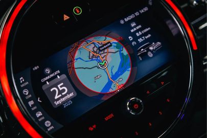 Car image 43