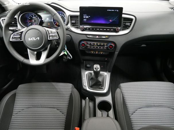 Kia Ceed 1.0 T-GDI 74 kW image number 5