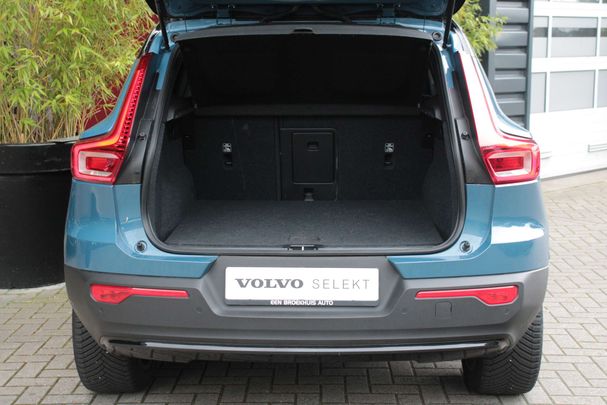 Volvo XC40 Recharge Core 175 kW image number 7