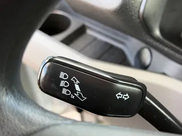 Car image 41