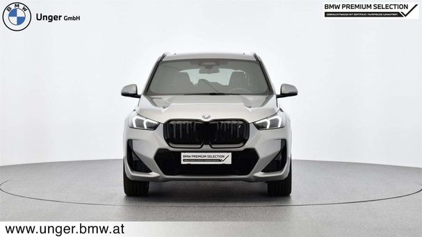 BMW iX1 xDrive30 200 kW image number 10