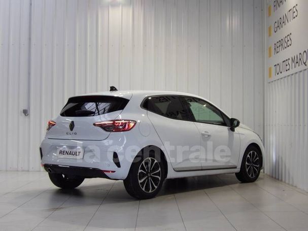 Renault Clio TCe 90 66 kW image number 3