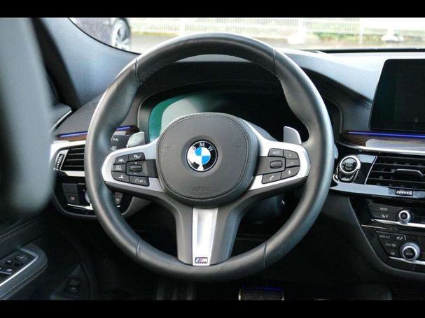 BMW 630i Gran Turismo 190 kW image number 16