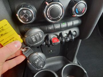Car image 45