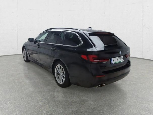 BMW 520i 135 kW image number 6