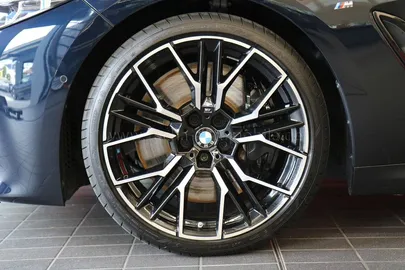 Car image 27