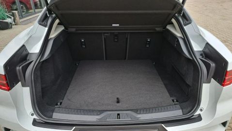 Car image 37