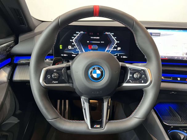 BMW i5 M60 xDrive 442 kW image number 3