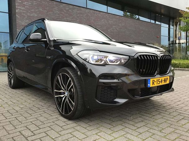 BMW X5 45e xDrive 290 kW image number 32