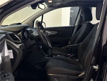 Car image 32