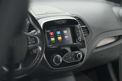 Car image 48