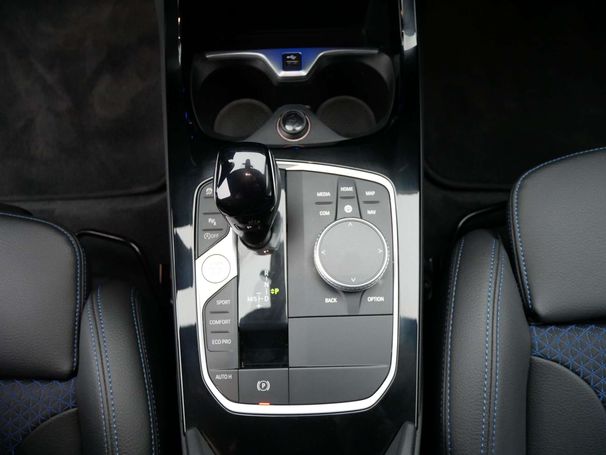 BMW 118i 100 kW image number 23