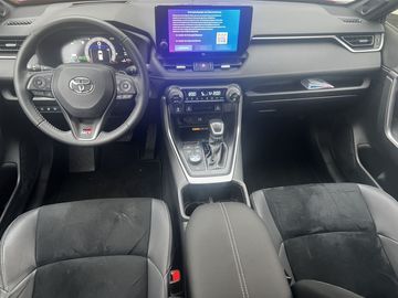 Car image 12