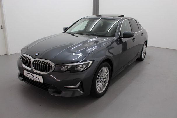 BMW 318d Luxury Line 110 kW image number 7