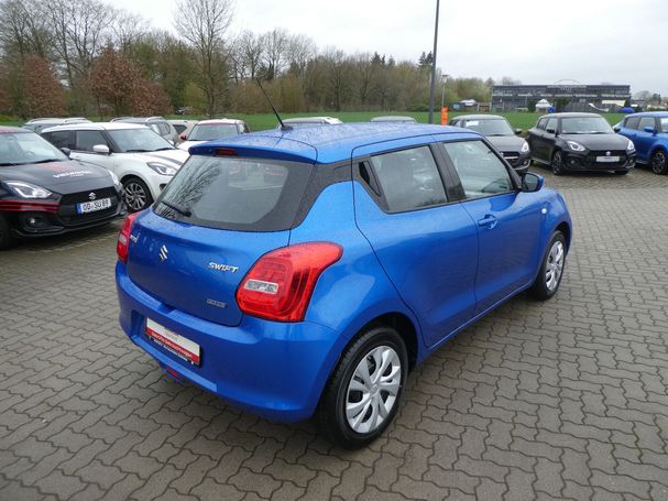 Suzuki Swift 1.2 Dualjet Hybrid Club 61 kW image number 5