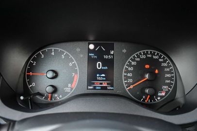 Car image 37