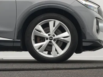 Car image 50
