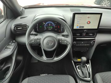 Car image 11