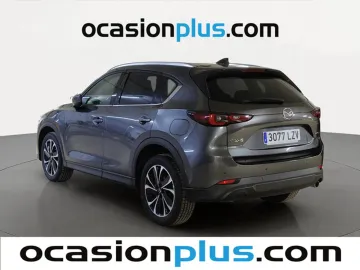 Car image 4