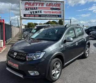 Car image 2