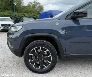 Car image 33
