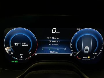 Car image 33