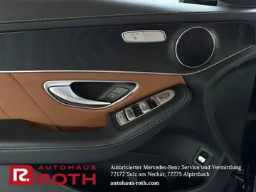 Car image 35