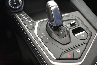 Car image 30