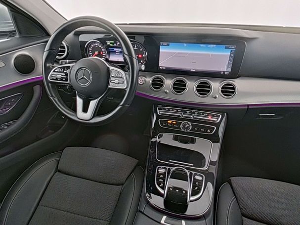 Mercedes-Benz E 300 de T 225 kW image number 14